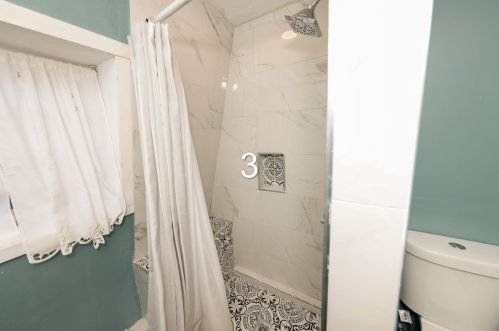 501 Durfee St, Fall River MA 02720-2509 exterior