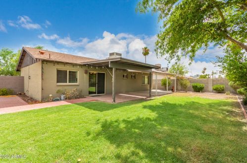 2446 Aster Dr, Phoenix AZ  85032-6936 exterior