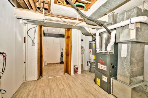 3626 Oak Park Ave, Forest View IL 60402-3865 exterior