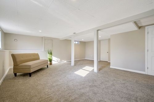 79 Valmor St, Worcester MA 01604-2447 exterior