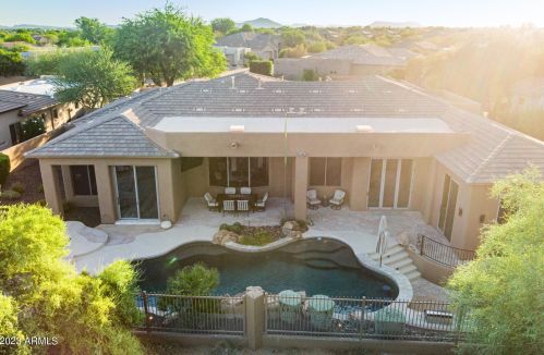 22843 54th St, Phoenix AZ  85054-7199 exterior