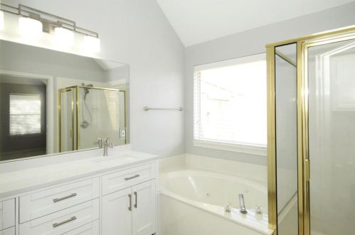 8220 Mura Dr, Plano TX 75025-4051 exterior