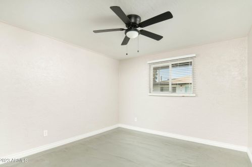 3025 38 St, Phoenix AZ 85018-4114 exterior