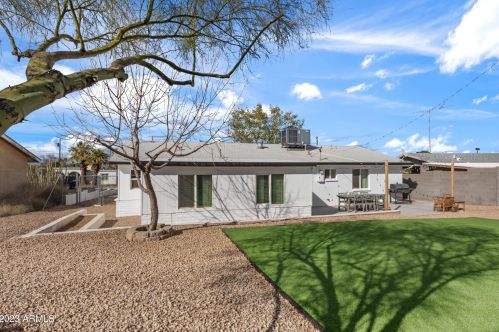 2231 Acoma Dr, Phoenix AZ  85022-4101 exterior