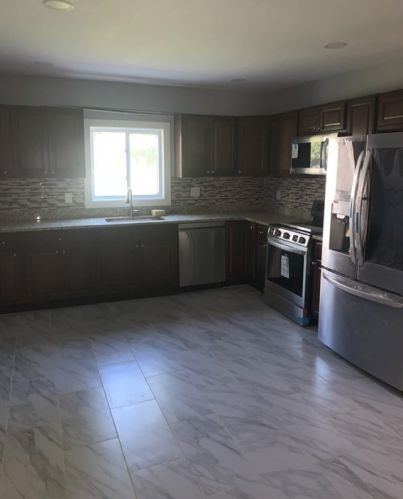 247 Pilgrim Ave, Worcester MA 01604-4749 exterior