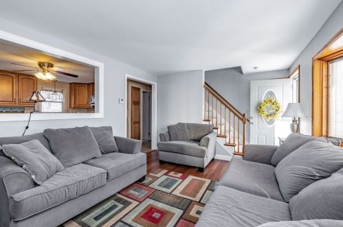 163 Florida Dr, Agawam MA 01001-3516 exterior