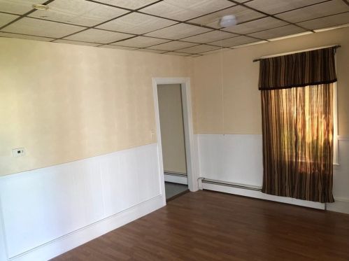 9 Barclay St, Worcester MA 01604-4234 exterior