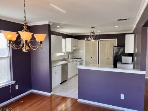 26 Gracie Rd, East Hanover NJ  07936-3584 exterior