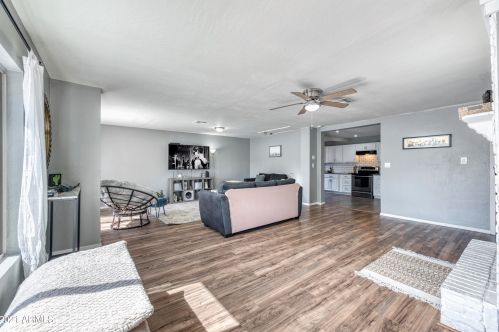 1208 Campbell Ave, Phoenix AZ 85015-3824 exterior