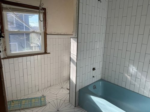 1307 Washington St, Braintree MA 02184-8623 exterior