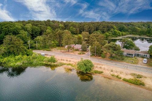 280 Great Pond Rd, Eastham MA  02642-2402 exterior