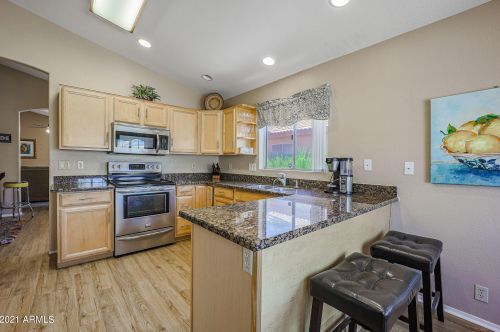 18849 42nd Pl, Phoenix, AZ 85050-3357