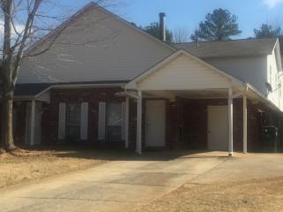 1821 Stonehenge Dr, Birmingham AL  35215-5810 exterior