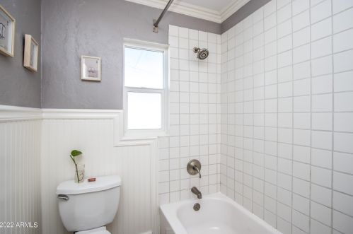 3002 22nd St, Phoenix AZ  85016-7808 exterior