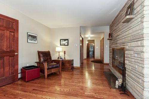 9164 Tufts Ave, Englewood CO 80111-1165 exterior