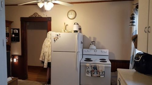 93 Bedford St, New Bedford MA 02740-4840 exterior