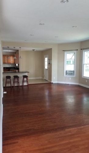 49 Pleasant St, Montgomery MA 01085-3736 exterior