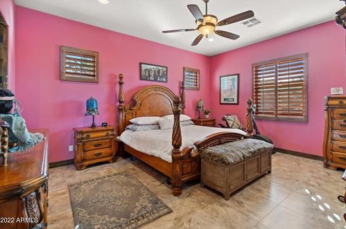 33807 4 Dr, Phoenix AZ 85045-0464 exterior