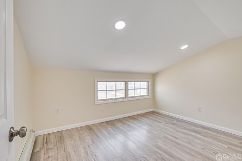 47 Arthur Ave, Carteret NJ  07008-2463 exterior