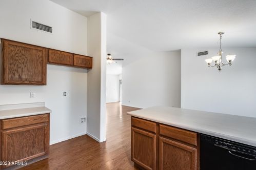 2021 Bluefield Ave, Phoenix AZ 85032-8817 exterior