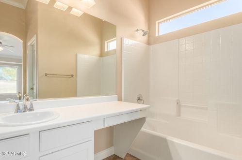 812 Chambers St, Phoenix AZ 85040-9061 exterior