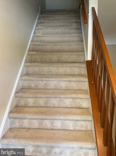 154 Evan Ct, West Deptford NJ  08086-2007 exterior