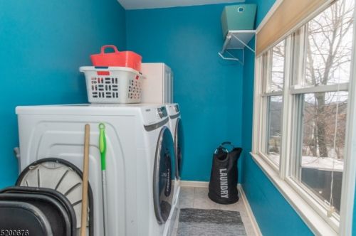 8 Jenny Ln, Wantage NJ  07461-4550 exterior