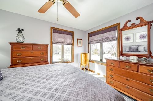 25 Danny Ln, Agawam MA 01001-3529 exterior