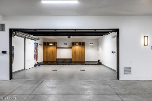 300 Deer Valley Dr, Park City UT 84060 exterior