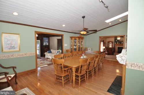 24854 Main St, Columbus NJ 08022-1339 exterior