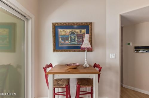 15826 5th Dr, Phoenix AZ  85023-7435 exterior