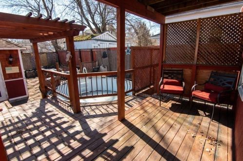 76 Weare St, Lawrence MA  01841-3624 exterior