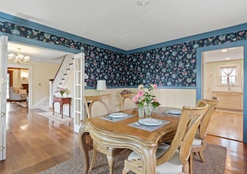 29 Furber Ln, Newton MA 02459-1503 exterior