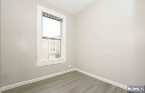 227 Stephens St, Belleville NJ  07109-3218 exterior