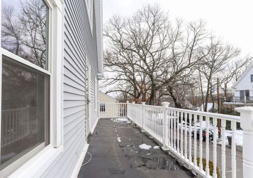 29 Fairview St, Dedham MA 02026-3254 exterior