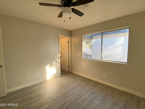 10833 38th Pl, Phoenix AZ  85028-3416 exterior