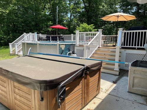 357 Forest St, Methuen MA  01844-1934 exterior