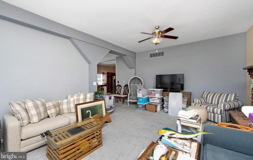 132 Main St, West Deptford NJ 08051-1046 exterior