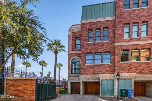 2016 Central Ave, Phoenix AZ  85004-1544 exterior