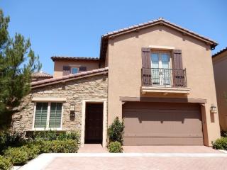 87 Lupari, Irvine CA  92618-0116 exterior