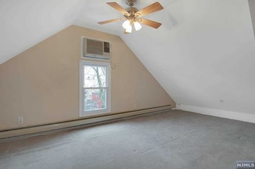 16 Argyle Pl, Kearny NJ 07032-2705 exterior