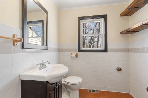 157 Harugari St, Royalston MA 01331-3120 exterior