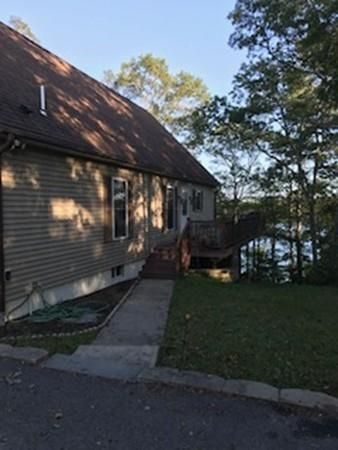 42 Lakeview Blvd, Plymouth MA  02360-2822 exterior