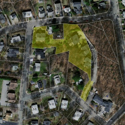 38 Thurston Rd, Newton MA  02464-1244 aerial view