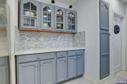 328 Joralemon St, Belleville NJ  07109-2167 exterior