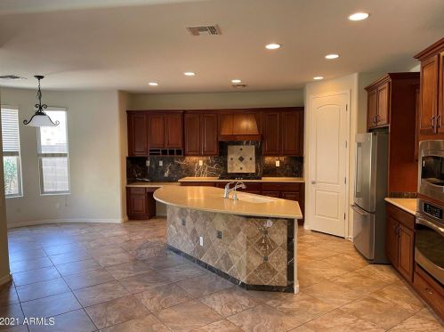 21618 39th Pl, Phoenix AZ  85050-4917 exterior