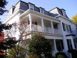 71 Erie Ave, Newton MA  02461-1515 exterior