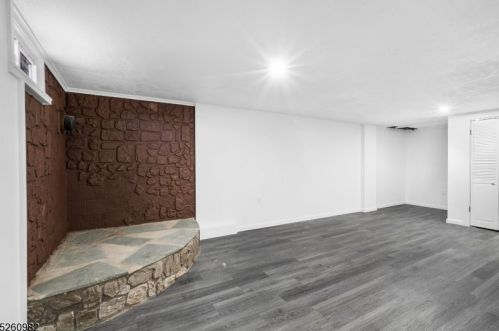 20 Loomis Ave, Wantage NJ  07461-2214 exterior