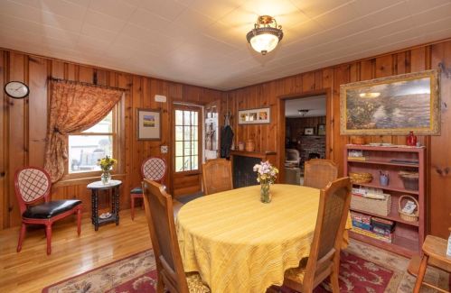 48 Waverly St, Taunton MA  02780-1447 exterior