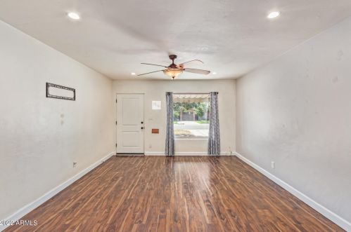 1540 Berridge Ln, Phoenix, AZ 85014-1750